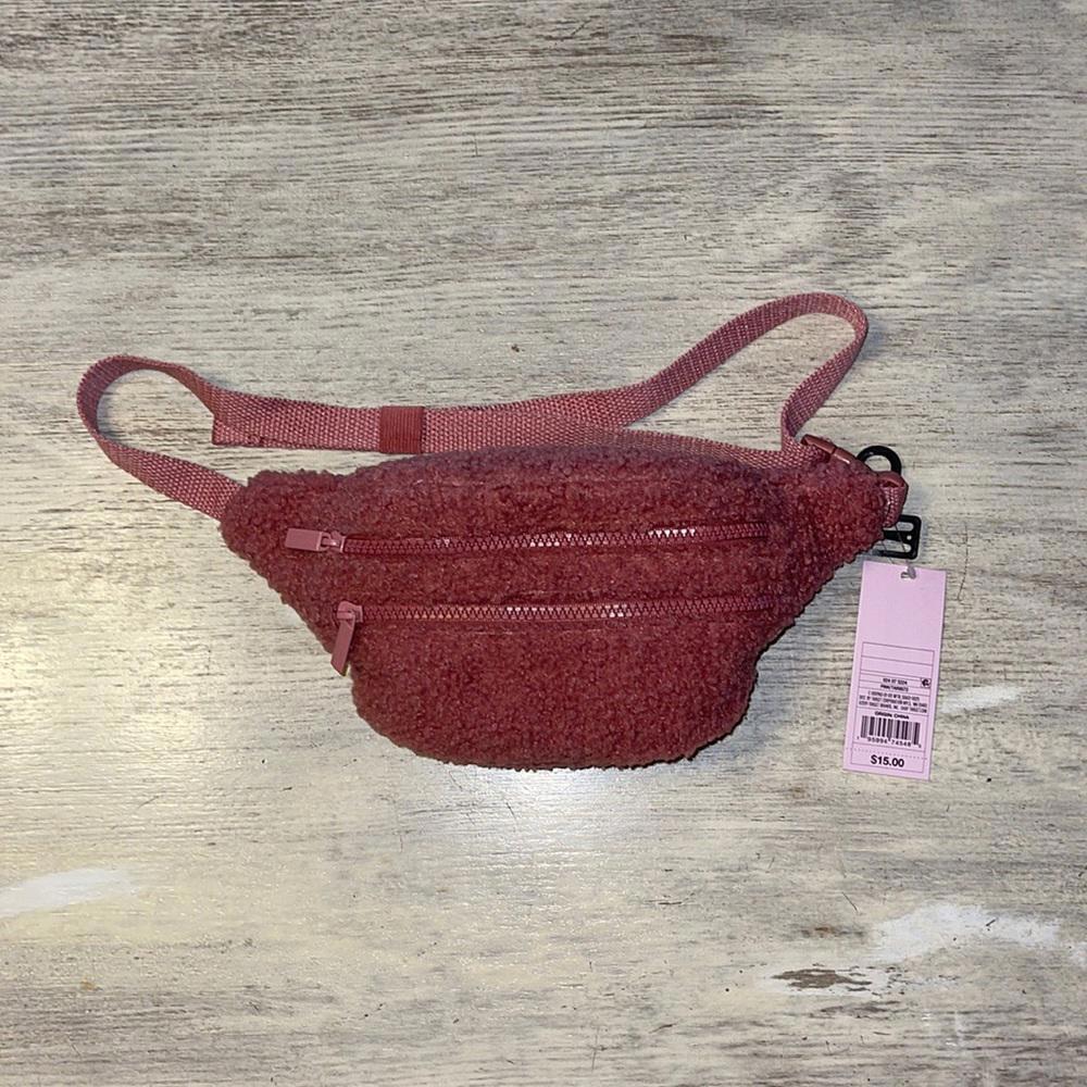Wild Fable Sherpa Mauve Pink Fanny Pack NWT